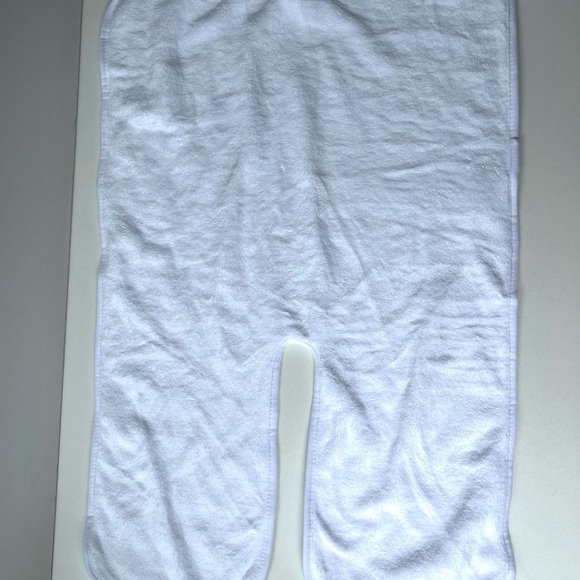 NEW 5 Pack White Facial Towels U-Shaped Soft Microfiber - Picture 8 of 10